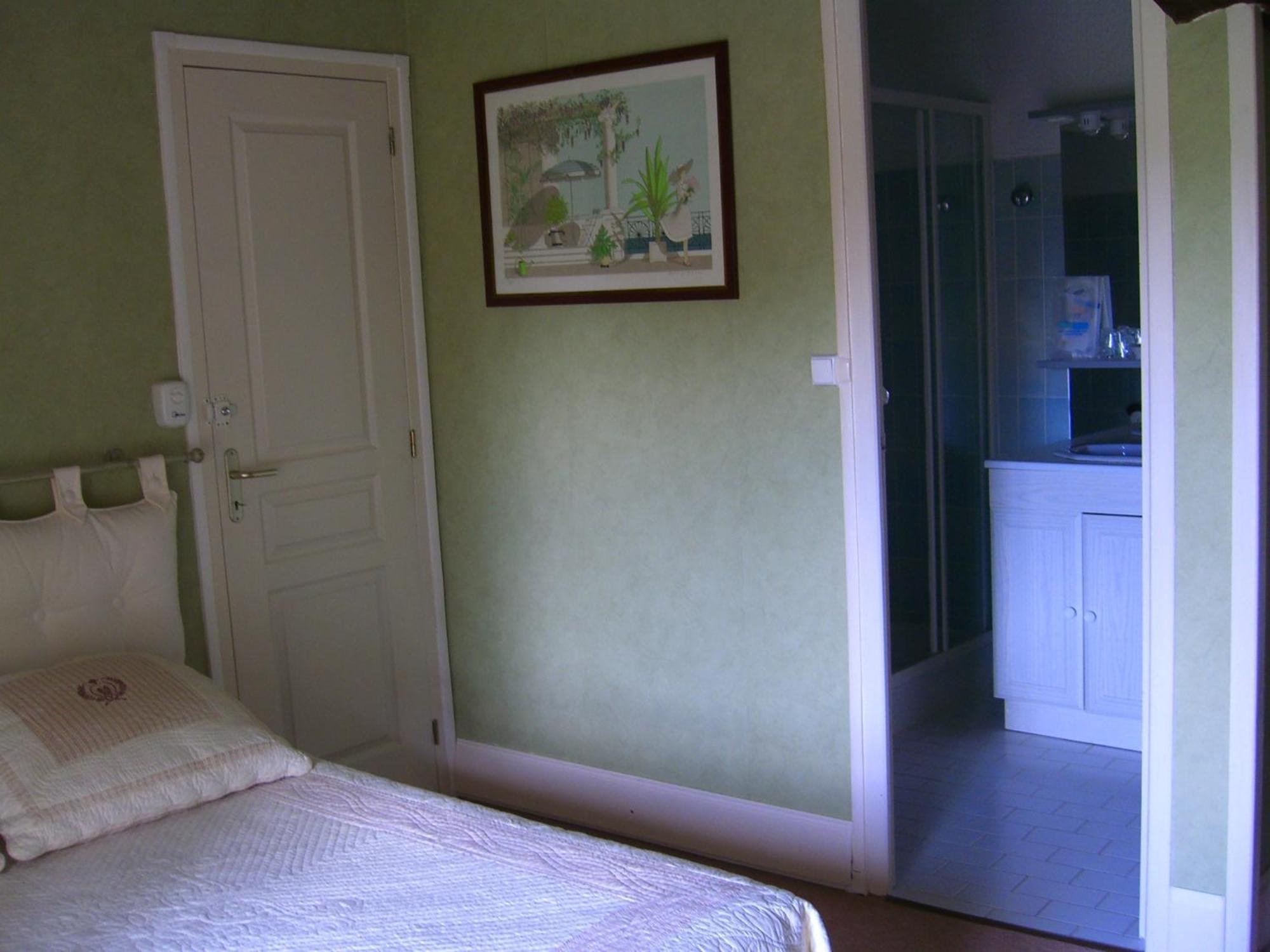 Hotel Domaine De Sonnard Castéra-Verduzan Habitación foto